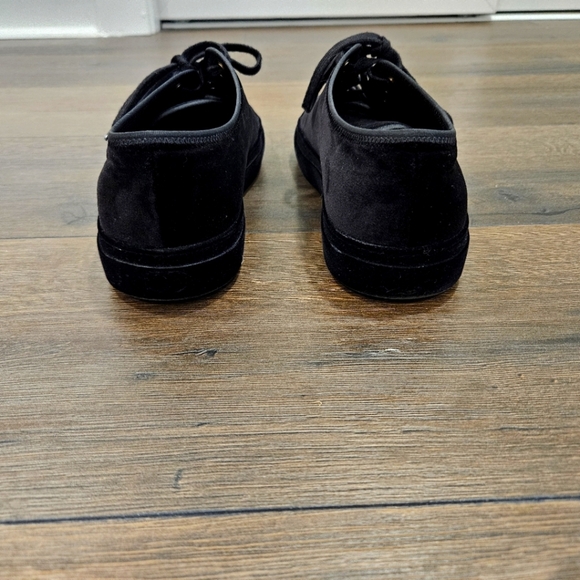 Chanel Black Velvet Sneakers - Size 39 1/2 - Picture 4 of 12